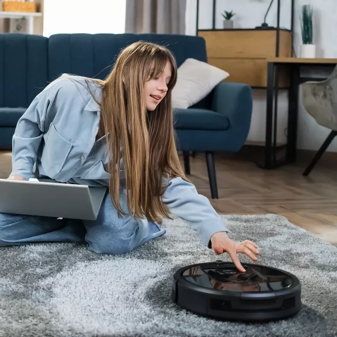 first robotic vacuum cleaner